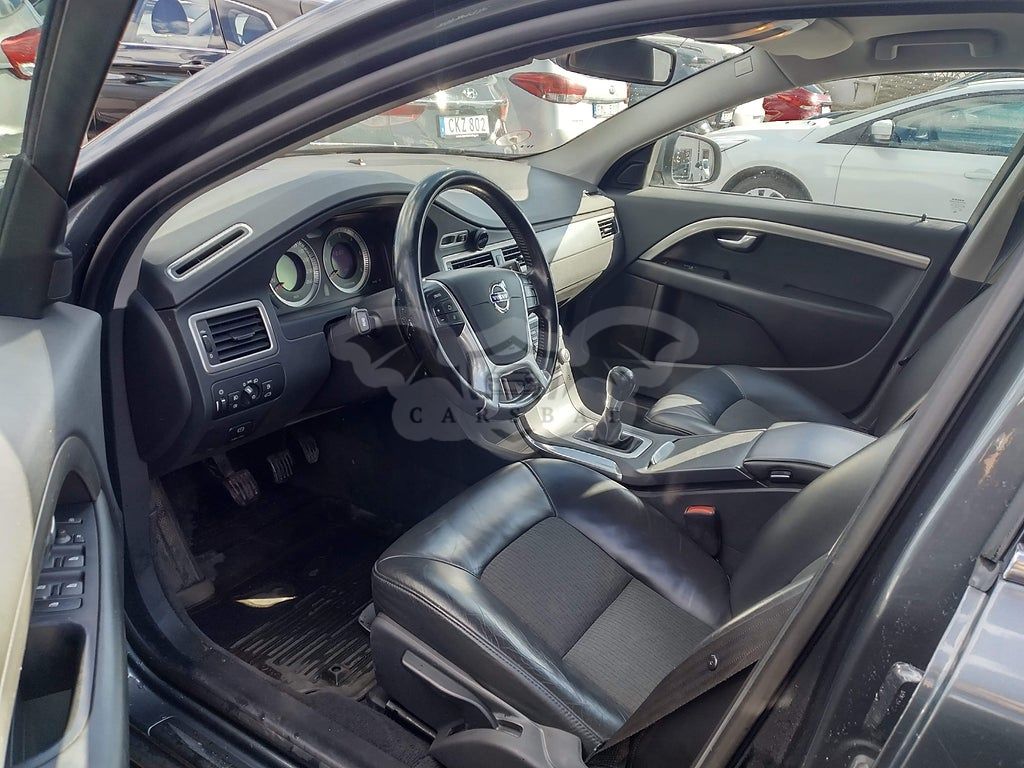 Volvo V70 2011