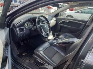 Volvo V70 2011