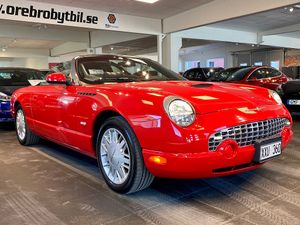 Ford Thunderbird 2002