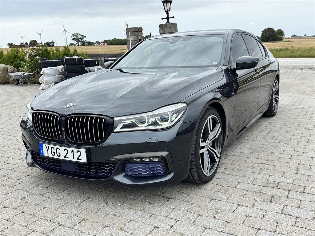 BMW 7 Series 740 2016