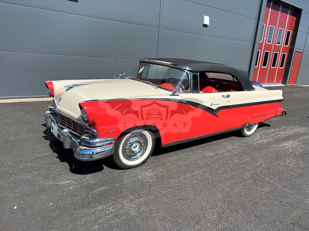 Ford Fairlane 1956