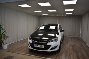 Opel Astra 2013