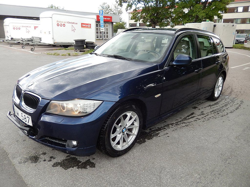 BMW 3 Series 320 2011