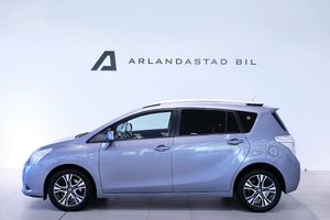 Toyota Verso 2011