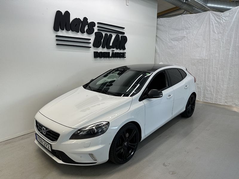 Volvo V40 2015