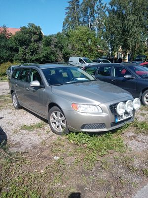 Volvo V70 2011