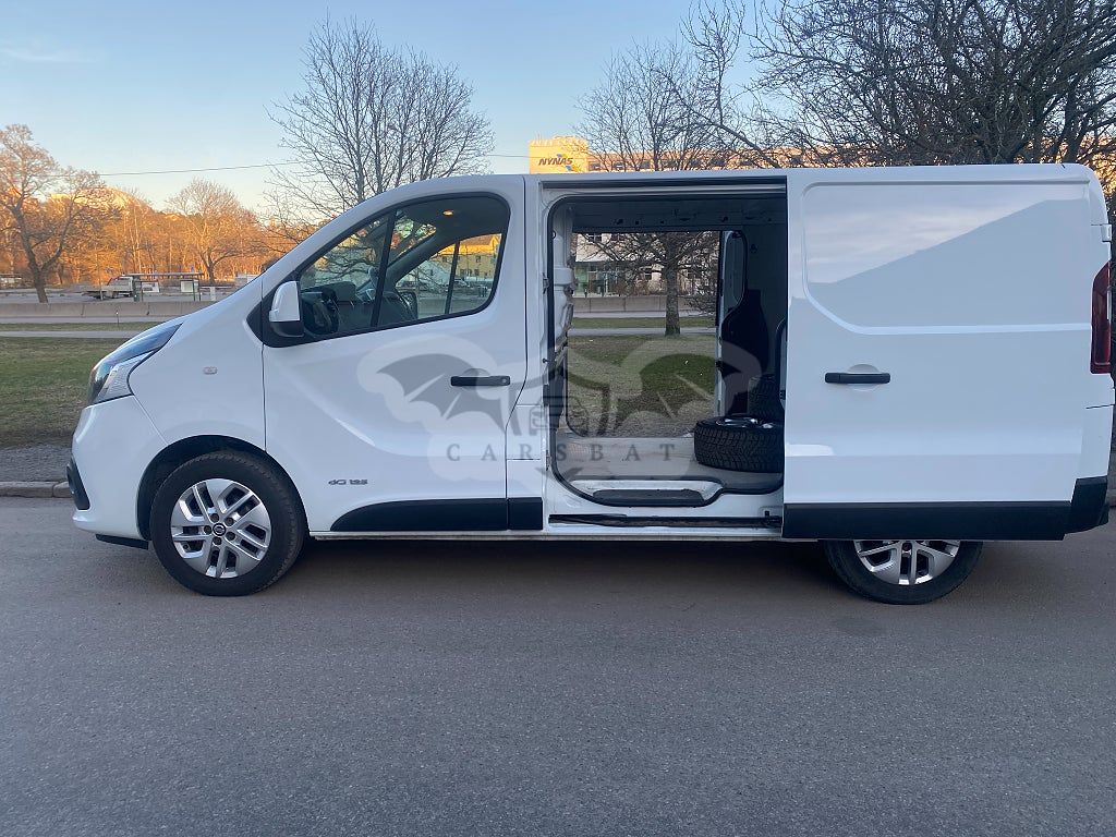 Nissan NV300 2016