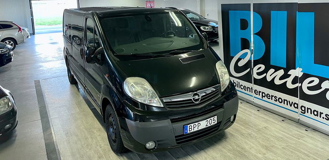 Opel Vivaro 2012