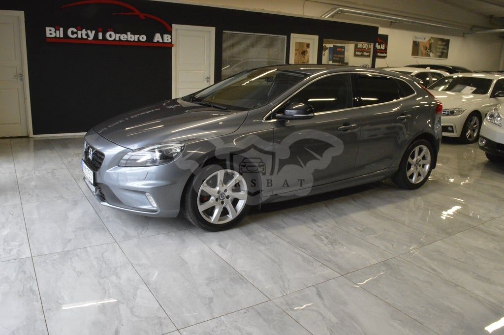 Volvo V40 2015