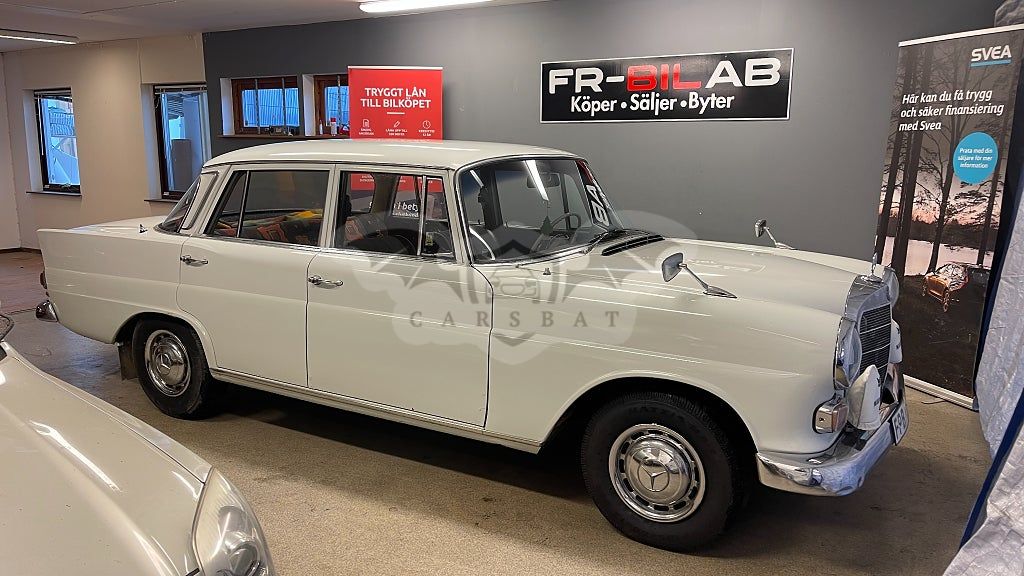Mercedes-Benz 200 1966