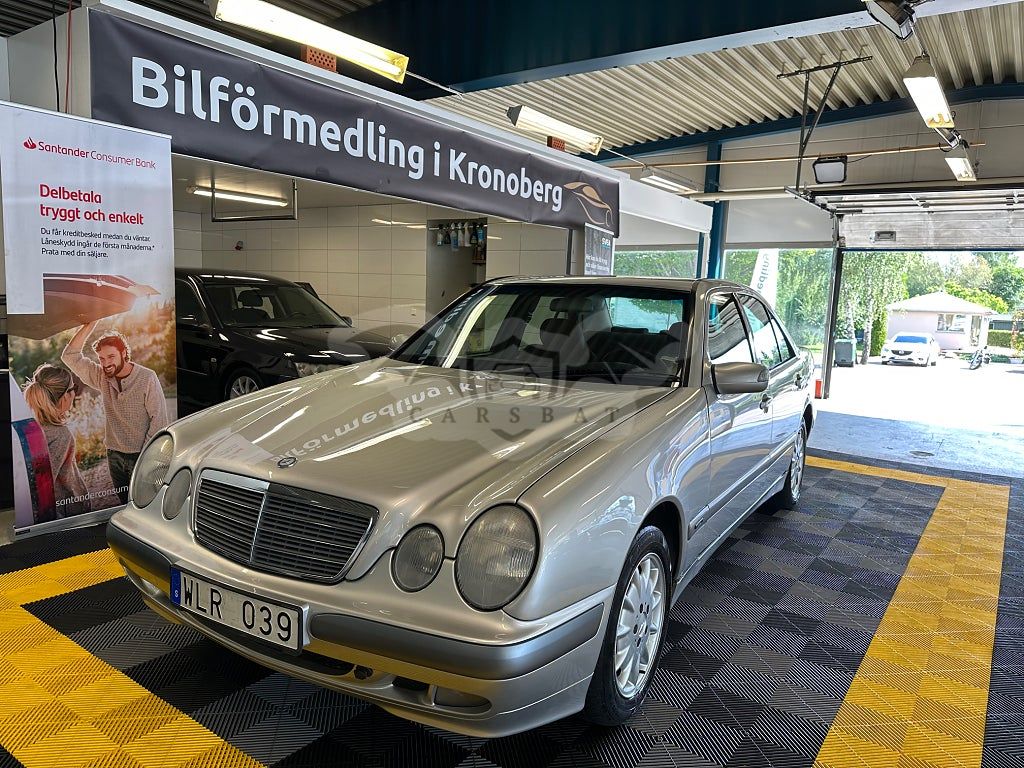 Mercedes-Benz E 2001