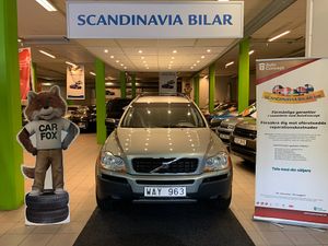 Volvo XC90 2004
