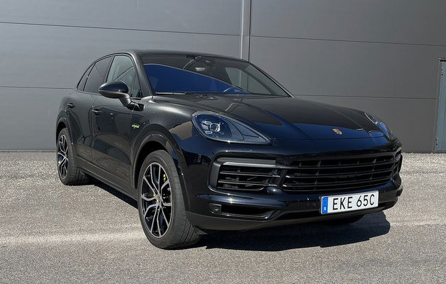 Porsche Cayenne 2021