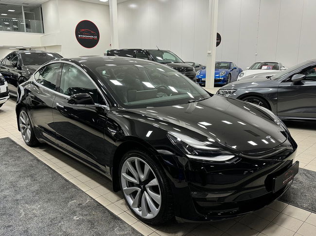 Tesla Model 3 2019