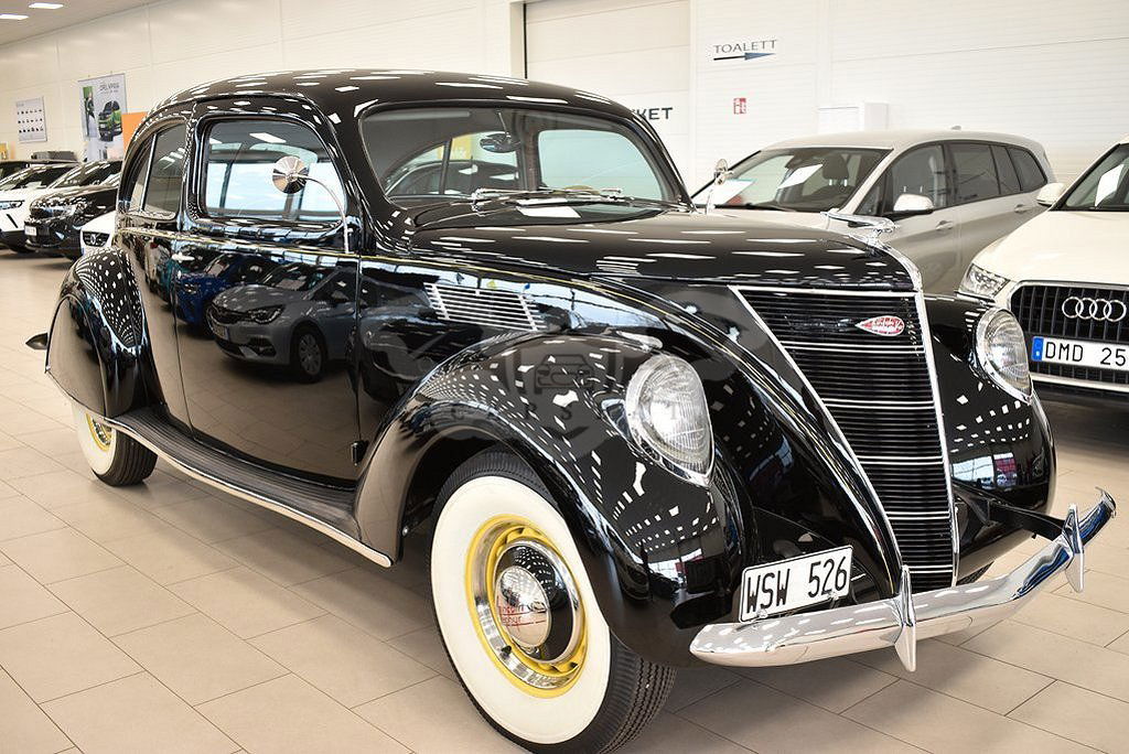 Lincoln Zephyr 1937