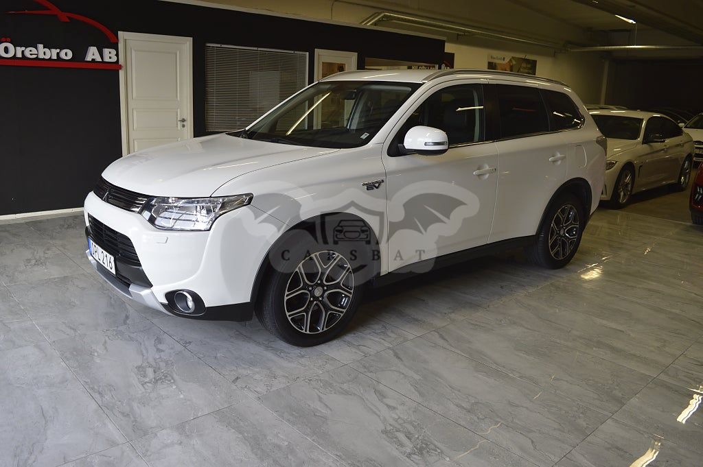 Mitsubishi Outlander 2016