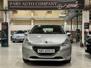 Peugeot 208 2014