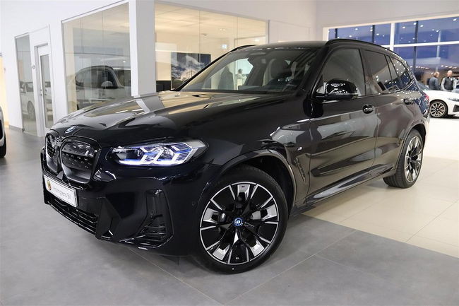 BMW iX3 2023