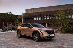 Nissan ARIYA 2024