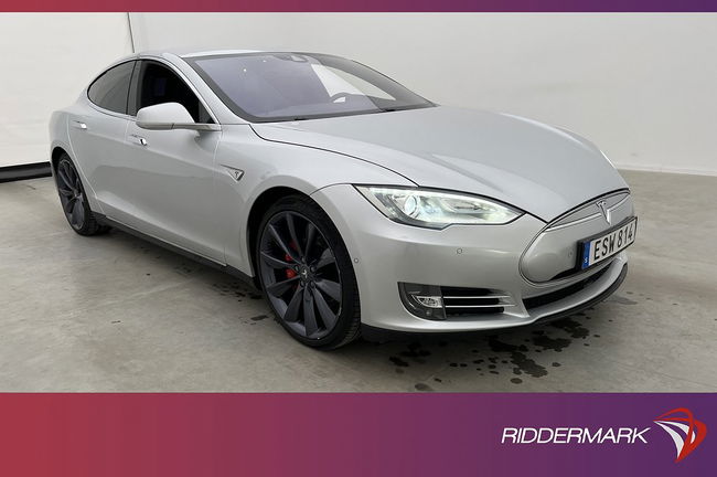 Tesla Model S 2015