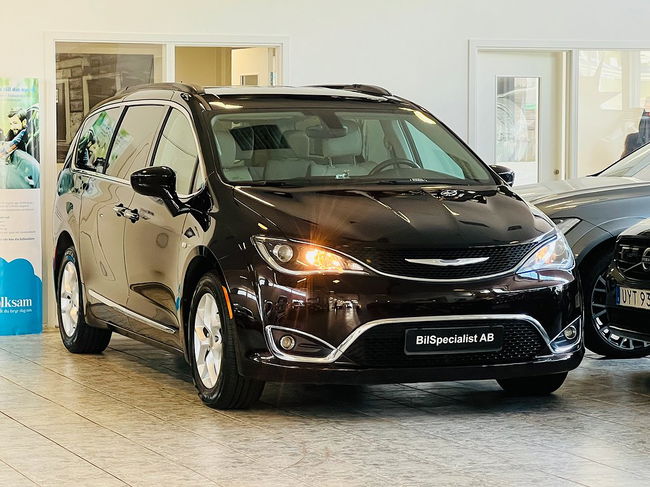 Chrysler Pacifica 2017