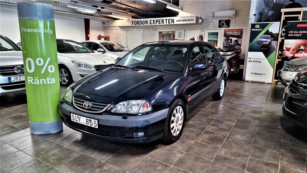 Toyota Avensis 2001