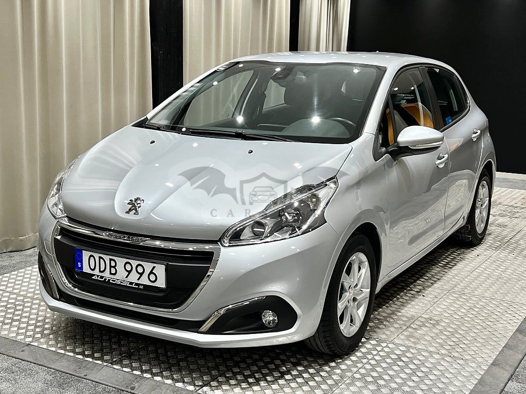 Peugeot 208 2016