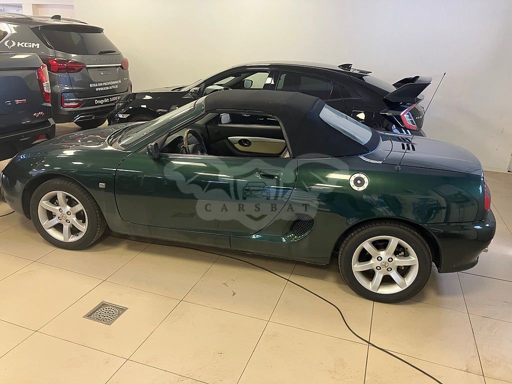 MG F 2000