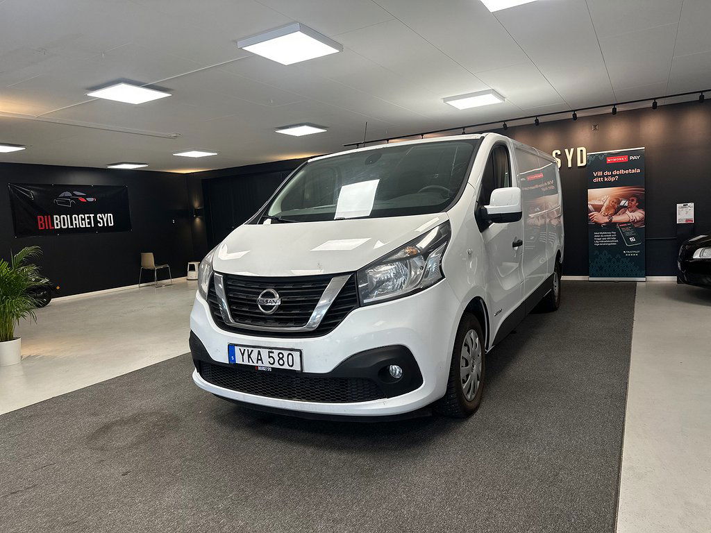 Nissan NV300 2017