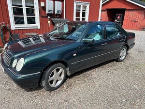 Mercedes-Benz E 1997