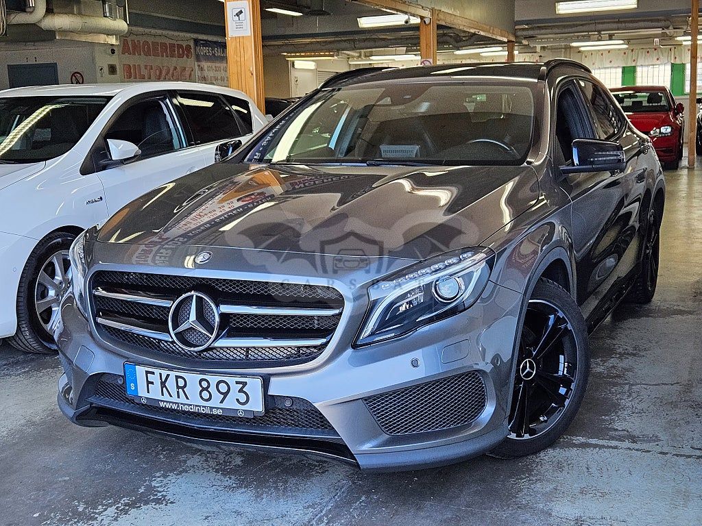 Mercedes-Benz GLA 2015