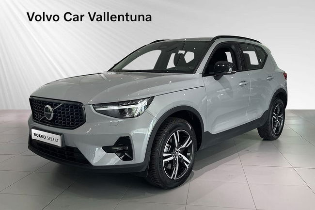 Volvo XC40 2023