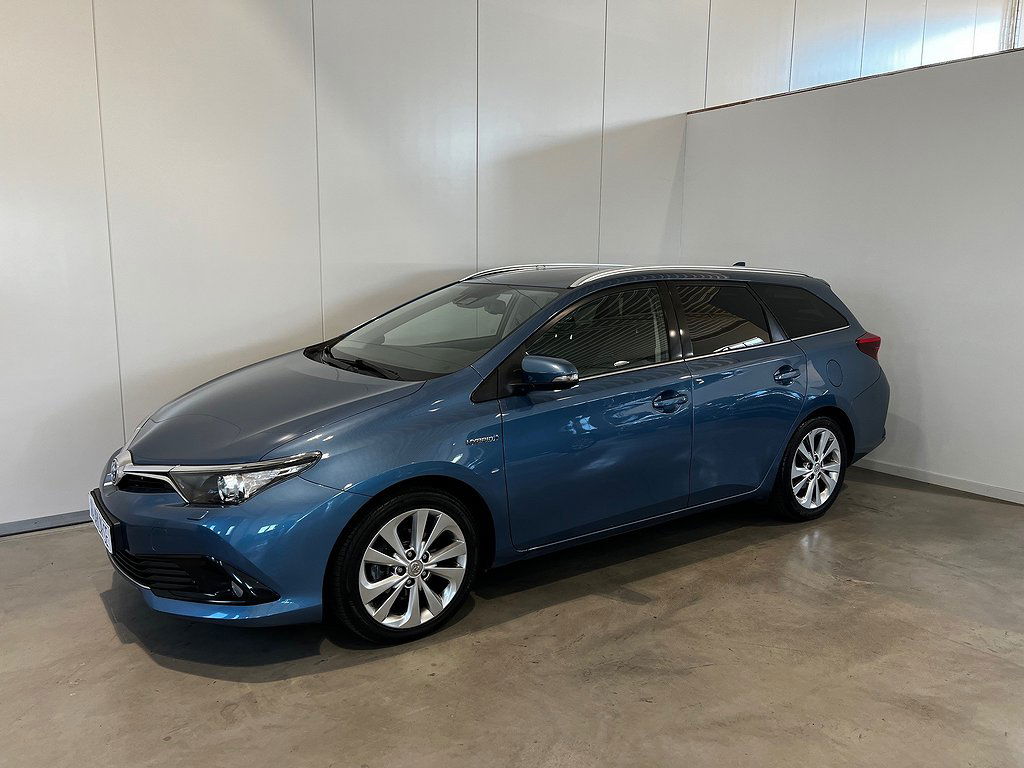 Toyota Auris 2016