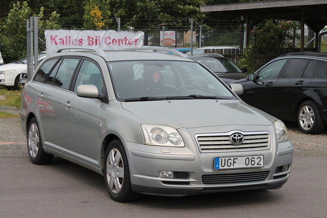 Toyota Avensis 2003