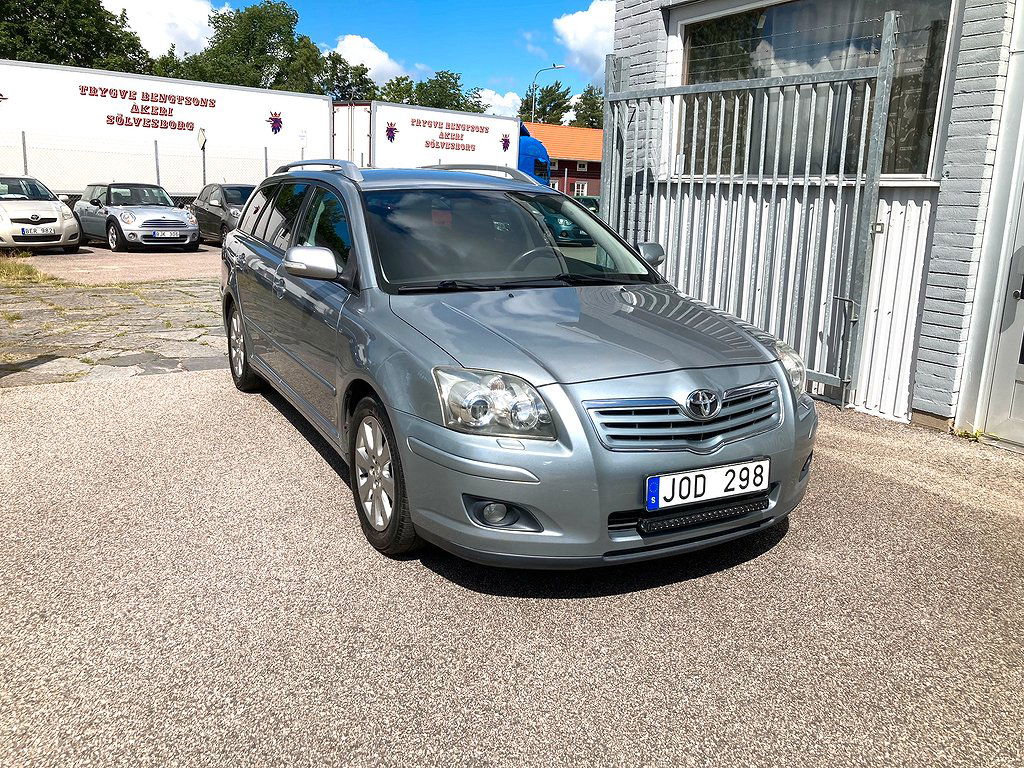 Toyota Avensis 2008