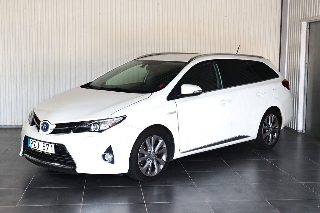 Toyota Auris 2013