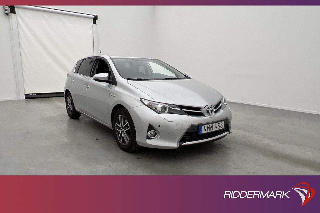 Toyota Auris 2015