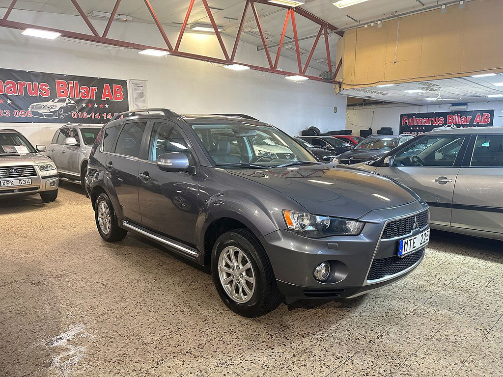 Mitsubishi Outlander 2012