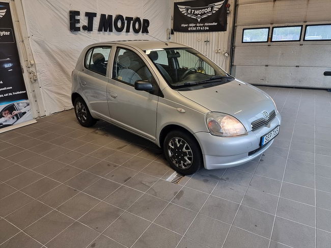 Toyota Yaris 2000