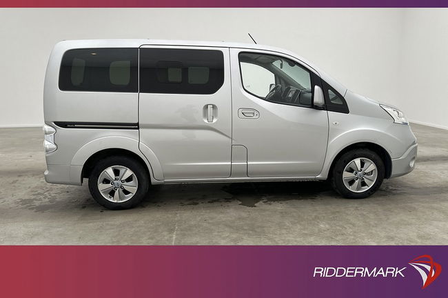 Nissan NV200 2015