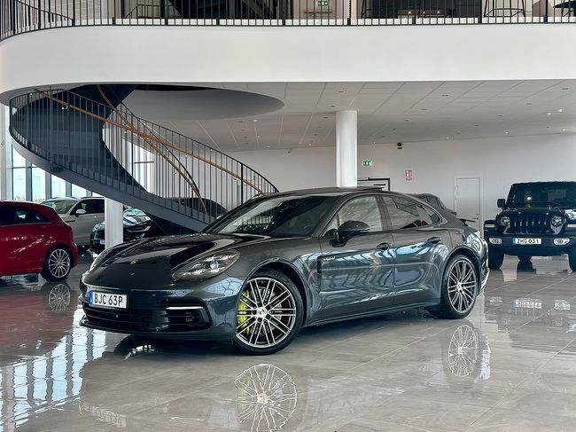 Porsche Panamera 2019