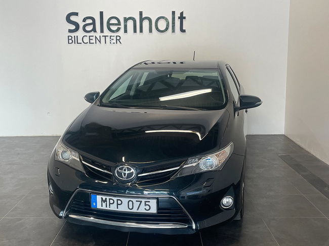 Toyota Auris 2014