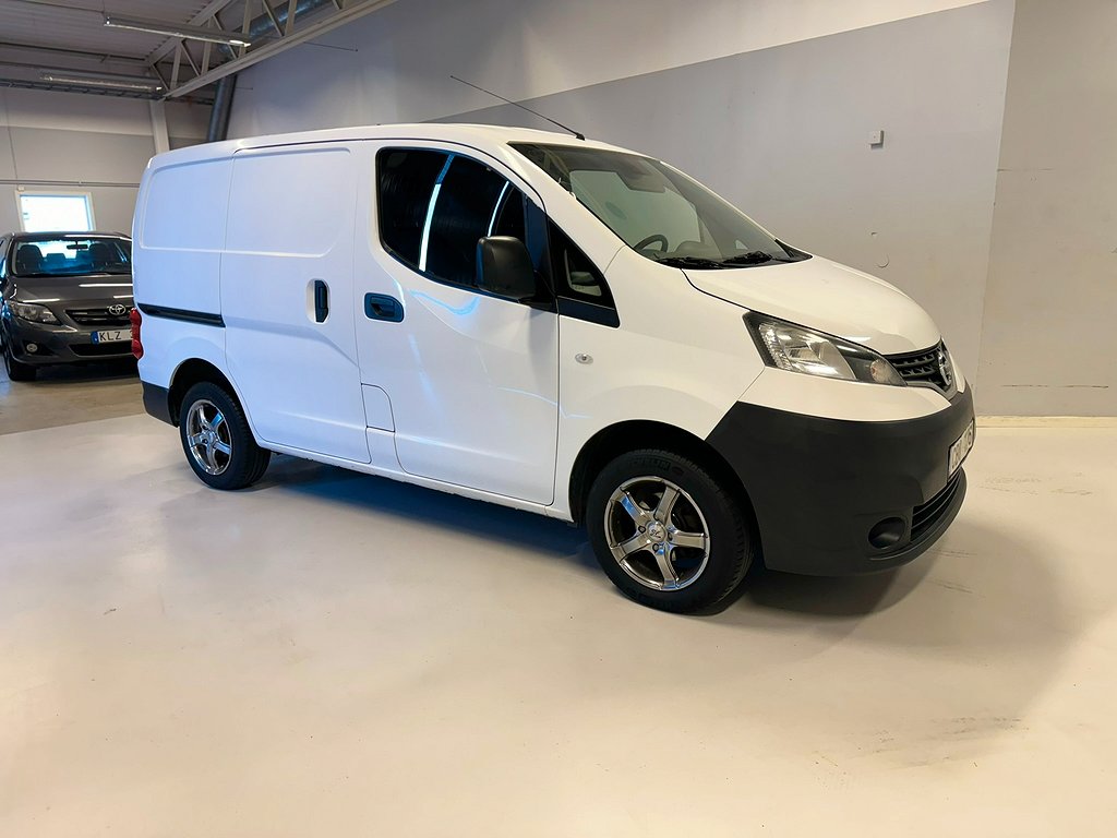 Nissan NV200 2013