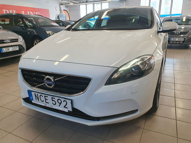 Volvo V40 2012