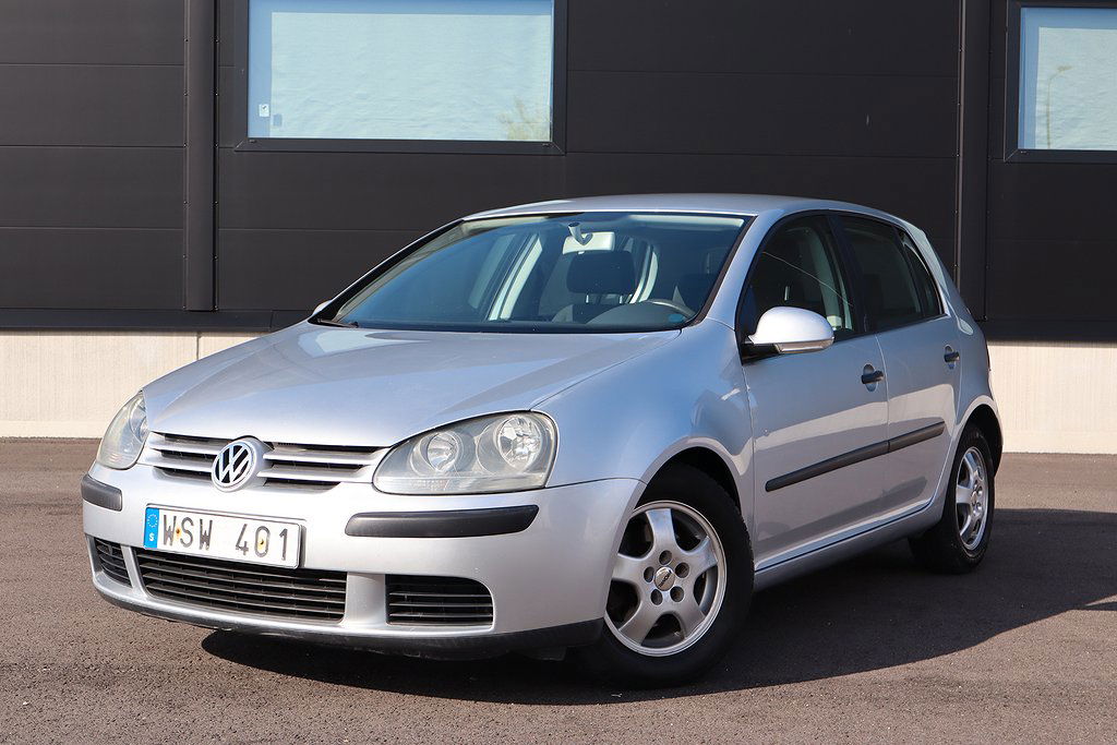 Volkswagen Golf 2004