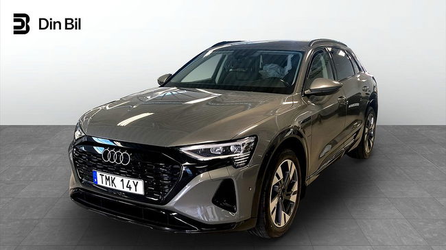 Audi Q8 2023