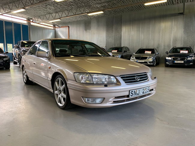 Toyota Camry 2000