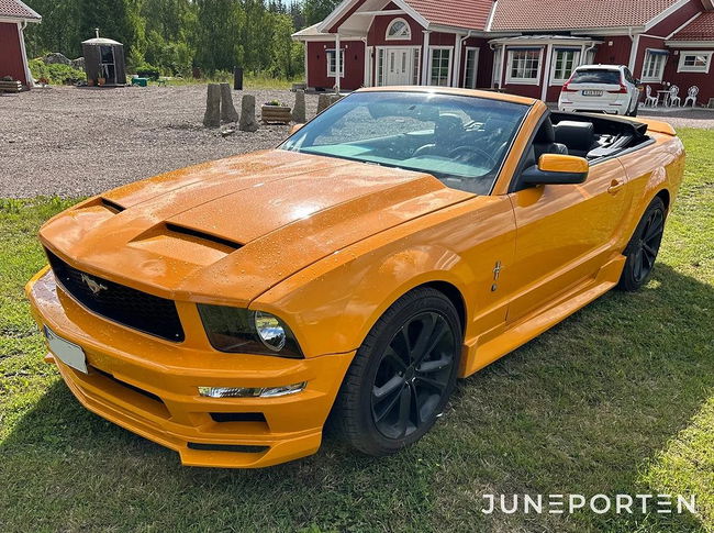 Ford Mustang 2007