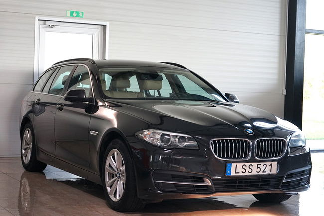 BMW 5 Series 520 2015