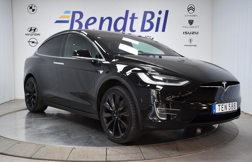 Tesla Model X 2019